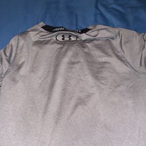 Boys grey under armour shirt (size boys small)